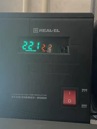Стабілізатор напруги Real-El Stab Energy-2000, Black (EL122400013) фото от покупателей 12