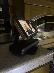 Універсальний тримач підставка Folding desktop phone stand для мобільного телефону зелений фото від покупців 2