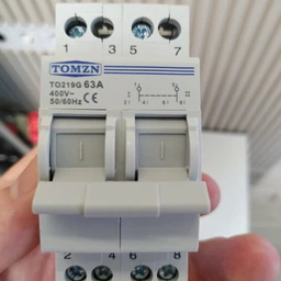 Модульний ручний перемикач введення резерву TOMZN TO219G 2P 63А 220V 380V АВР МTS рубильник для генератора фото від покупців 4