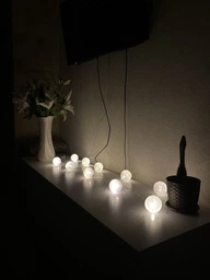 Гирлянда тайские шарики 10 LED 150см на батарейках белый холодный 7G-F-7485B