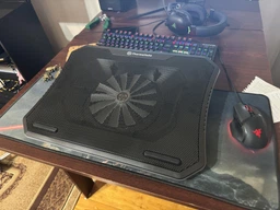 Охлаждающая подставка THERMALTAKE Massive 20 RGB Black (CL-N014-PL20SW-A) фото от покупателей 1