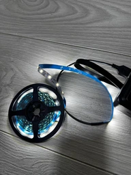 Світлодіодна LED стрічка 5 метрів біла USB 5V ЮСБ, працює від павербанку фото от покупателей 7