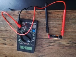 Цифровой мультиметр тестер с звуковой прозвонкой Digital DT-832