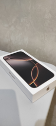 Мобильный телефон Apple iPhone 16 Pro 128GB Desert Titanium (MYNF3SX/A) фото от покупателей 19