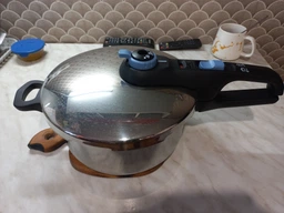 Скороварка Tefal Secure Trendy с паровой корзиной 4 л (P2580402) фото от покупателей 9
