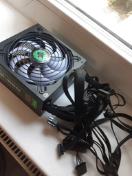 Блок питания компьютерный GameMax GP-750 750Вт фото от покупателей 7