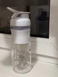 Шейкер спортивний BlenderBottle SportMixer Flip 28oz/820 мл Black (SM 28oz Black) фото від покупців 6
