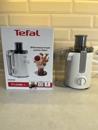 Соковыжималка центробежная TEFAL FRUTELIA+ ZE370138 фото от покупателей 11