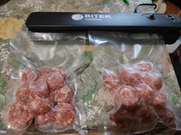Домашний вакууматор для продуктов BITEK BT-410Y Черный