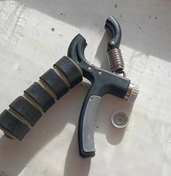 Эспандер кистевой EasyFit EF-1900-Gr 10-40 кг, Серый фото от покупателей 12
