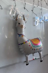 Паперова гірлянда Star Happy Birthday срібний 1,5 м 1199
