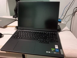 Ноутбук Lenovo Legion Pro 5 16IRX9 (83DF00D8RA) Onyx Grey / 16" IPS WQXGA 240 Гц / Intel Core i7-14700HX / RAM 32 ГБ / SSD 1 ТБ / nVidia GeForce RTX 4070, 8 ГБ / фото від покупців 5