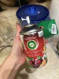 Змінний аерозольний балон до автоматичного освіжувача повітря Air Wick Freshmatic Фруктова Сангрія з прянощами 250 мл (5900627091830) фото від покупців 1