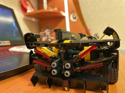 Конструктор LEGO Technic Bugatti Bolide 905 деталей (42151) фото от покупателей 14