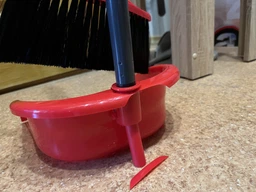 Набор для уборки Vileda совок с длинной ручкой + метла Vileda Dustpan & Broom (4023103158313) фото от покупателей 2