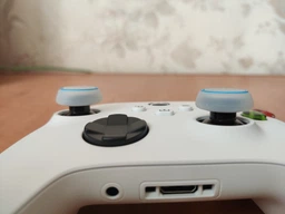 Силиконовые антискользящие накладки на стики Honson (Black/Green) для геймпадов Sony DualShock PS4 / DualSense PS5 / Xbox Series / Xbox One / Pro Controller Nintendo (2шт.) [432992807] фото от покупателей 1