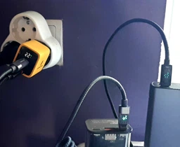 Зарядний пристрій ASOMETECH 35W GaN TypeC USB LED-дисплей PD3.0+QC3.0 Швидка зарядка для Apple iPhone, iPad, MacBook, Samsung, Xiaomi фото від покупців 3