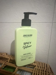 Лосьон для тела Joko Blend Spicy Vetiver Парфюмированный 250 мл (4823109410350) фото от покупателей 1