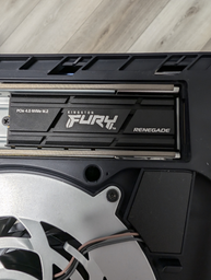 SSD диск Kingston FURY Renegade with Heatsink 4TB NVMe M.2 2280 PCIe 4.0 x4 3D NAND TLC (SFYRDK/4000G) фото от покупателей 1