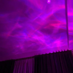 Ночник проектор куб светодиодный с проекцией воды настольная RGB лампа 16 цветов для спальни и детской с эффектом водяной волны Led светильник анимация северного сияния и водяной волны с пультом и аккумулятором от USB фото от покупателей 1