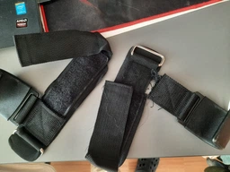 Кистьові гаки-зачепи EasyFit (BK-0669-YL) на зап'ястя руки для підтягувань на турніку та станової тяги чорні фото від покупців 1