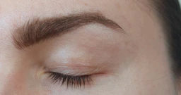Карандаш для бровей L'Oreal Paris Infaillible Brows 24H Filling Triangular Pencil каштановый 1 мл (3600524054649)