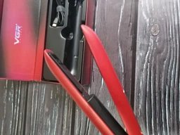 Портативний бездротовий випрямляч-праска для волосся VGR-585 у червоному кольорі. фото від покупців 9