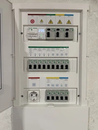 Вбудований розподільний щит Schneider Electric Mini Pragma на 36 модулів IP40 (MIP22312)