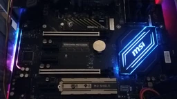 Накопичувач SSD 1TB MSI Spatium M460 M.2 2280 PCIe 4.0 x4 NVMe 3D NAND TLC (S78-440L930-P83) фото від покупців 5
