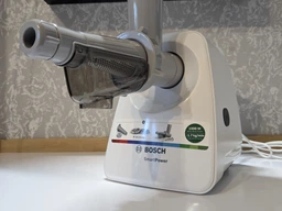 Мясорубка BOSCH MFW2515W с насадкой соковыжималкой фото от покупателей 19
