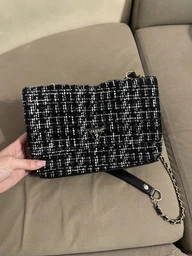Сумка женская Guess Cessily medium 4020 Черно-белая (H2000029613494) фото от покупателей 4