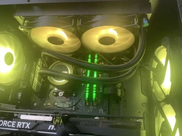 Система рідинного охолодження MSI MAG CoreLiquid E240 ARGB White фото від покупців 9