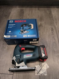 Бесщеточный аккумуляторный лобзик Bosch Professional GST 185-LI соло (06015B3021)