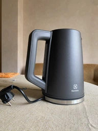 Електрочайник Electrolux E5K1-6ST фото від покупців 2