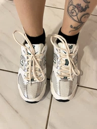 Женские кроссовки New Balance Mr530 MR530SG 40 (7US) 25 см Белые с серебристым (194182854848) фото от покупателей 7