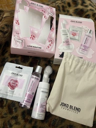 Набор новогодний для ухода за лицом Joko Blend Love Routine Пенка для умывания 150 мл + Увлажняющий тоник 150 мл + Маска гидрогелевая 20 г (4823109411050)