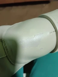 Водостойкая краска для подошвы, авто пластика, каблуков и кожи 40 мл. Dr.Leather Оливковый фото от покупателей 3