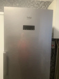 Морозильна камера BEKO RFNE312E21XB фото від покупців 4