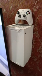 Настінне кріплення ViMount для консолі Microsoft Xbox Series X білий фото від покупців 1