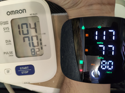 Автоматический Тонометр на Запястье с Голосовым Монитором Blood Pressure Monit фото от покупателей 7
