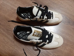 Женские кеды кожаные низкие Adidas Samba Og W ID0478 39.5 (6UK) 24.5 см Samba Og W Crewht/Cblack/Sanstr (4066765863263) фото от покупателей 10