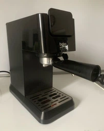 Рожкова кавоварка BEKO CaffeExperto CEP5302B фото від покупців 2