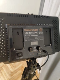 Видеосвет E900 32х19см с дисплеем, с пультом и усиленным штативом Veron 2.1м Лампа для съемки от сети и от аккумуляторов (аккумуляторы в комплект не входят) фото от покупателей 1