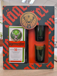 Ликер Jagermeister 0.7 л 35% + 2 рюмки 20 мл (4067700013019K)