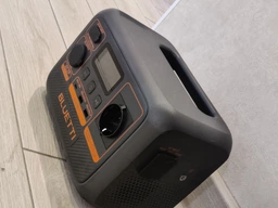 Зарядна станція Bluetti AC2P (Global) фото від покупців 9