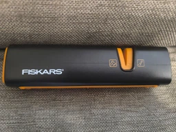 Точило для сокир і ножів Fiskars Xsharp (1000601/120740)