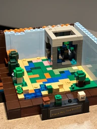 Конструктор LEGO Minecraft Верстак 1195 деталей (21265)