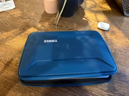 Чохол Thule Gauntlet 4 MacBook Sleeve TGSE-2358 14" Blue (3204903) фото від покупців 1