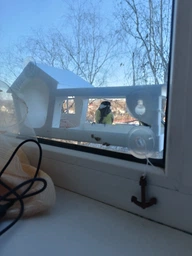 Кормушка для птиц на окно House_for_birds "Домик белый" фото от покупателей 9