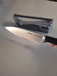 Комплект Tefal Eversharp Нож с чехлом-точилкой 16.5 см (K2569004) фото от покупателей 7